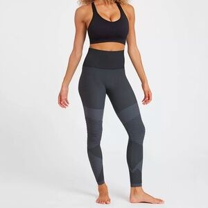 SPANX Look At Me Now Seamless Moto Leggings